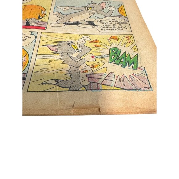 Tom & Jerry Comics Dell October 1955 10¢ Vintage Comic Book Collectible magazine - Picture 7 of 9